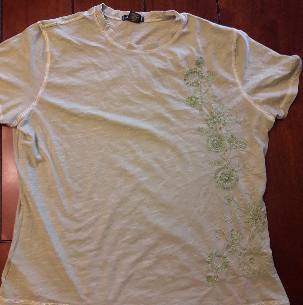 Green Eddie Bauer shirt